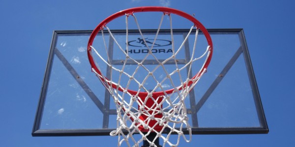 曾凡博聘请哈登经纪人！致力继续冲击NBA 预计需要两个月伤愈