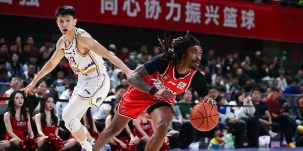 开云体育移动版-广东宏远好消息！麦考尔即将复出，已开始对抗训练