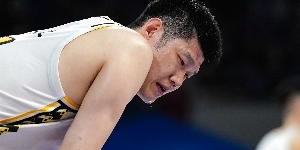 开云体育入口-胡金秋赛后检查诊断为腹部外伤 广厦今天早上返回杭州